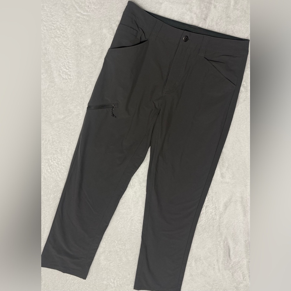 Patagonia Worn Wear Hiking Pants
Forge Grey - Picture 3 of 11